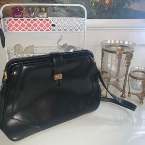 Authentic Vintage Gucci Shoulder bag